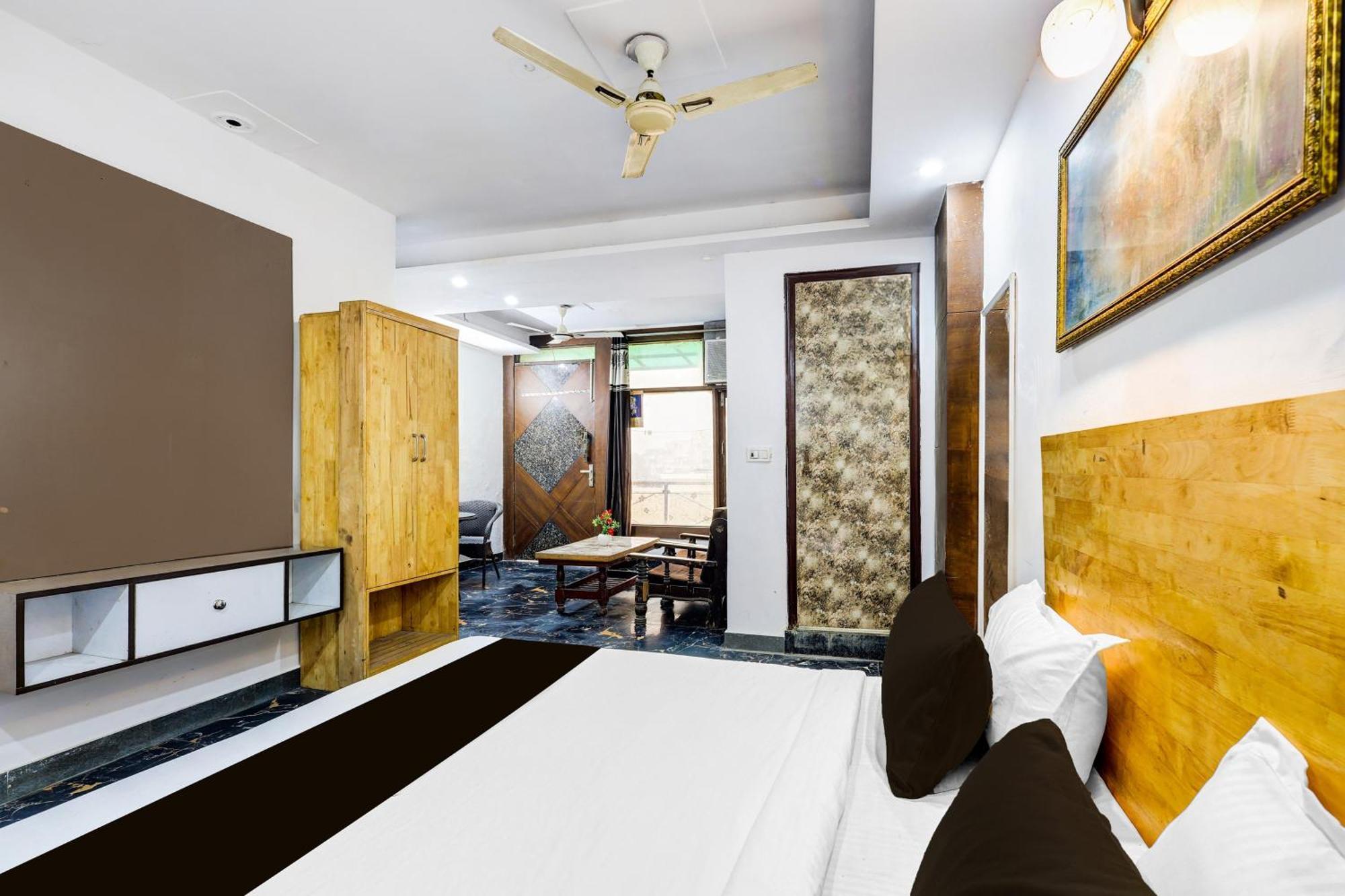 Hotel O Hari Nagar Ashram Нью-Делі Екстер'єр фото
